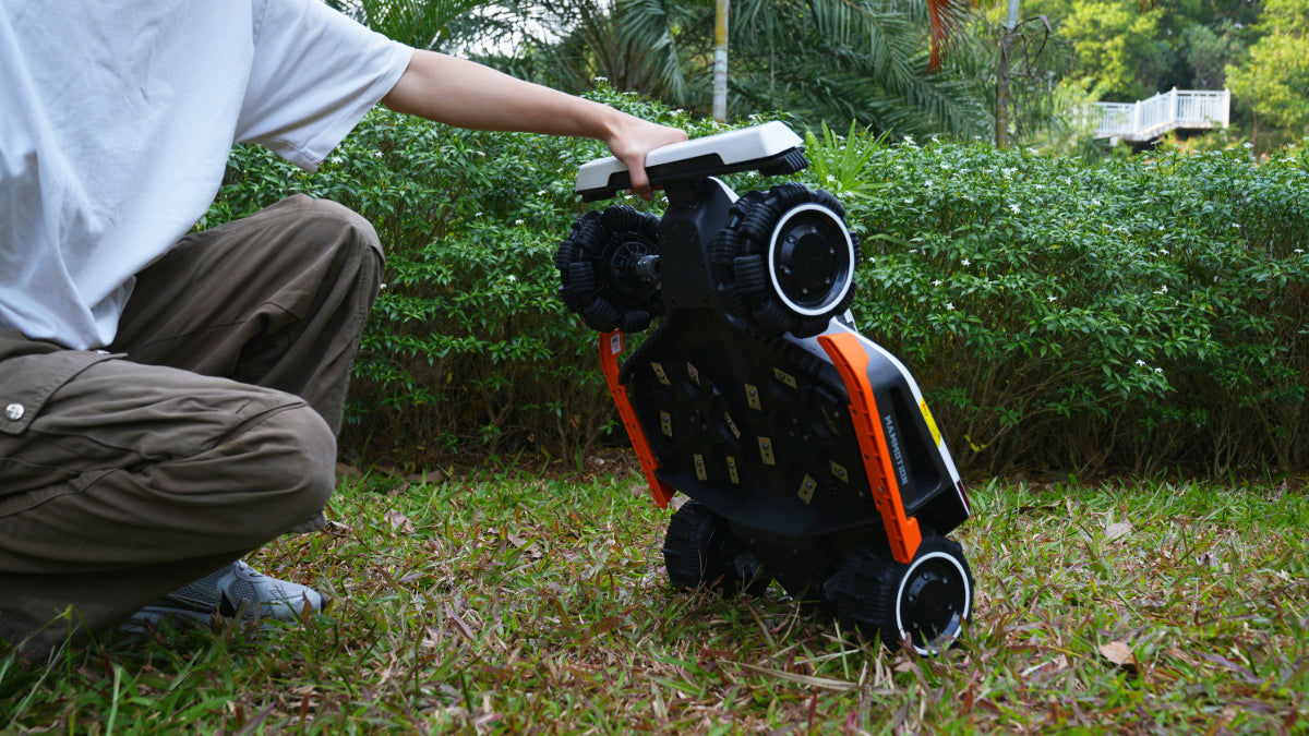 LUBA 3 AWD - Perimeter Wire Free Robot Lawn Mower